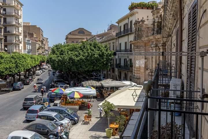 Capo Domus Panzió Palermo Kültér fotó